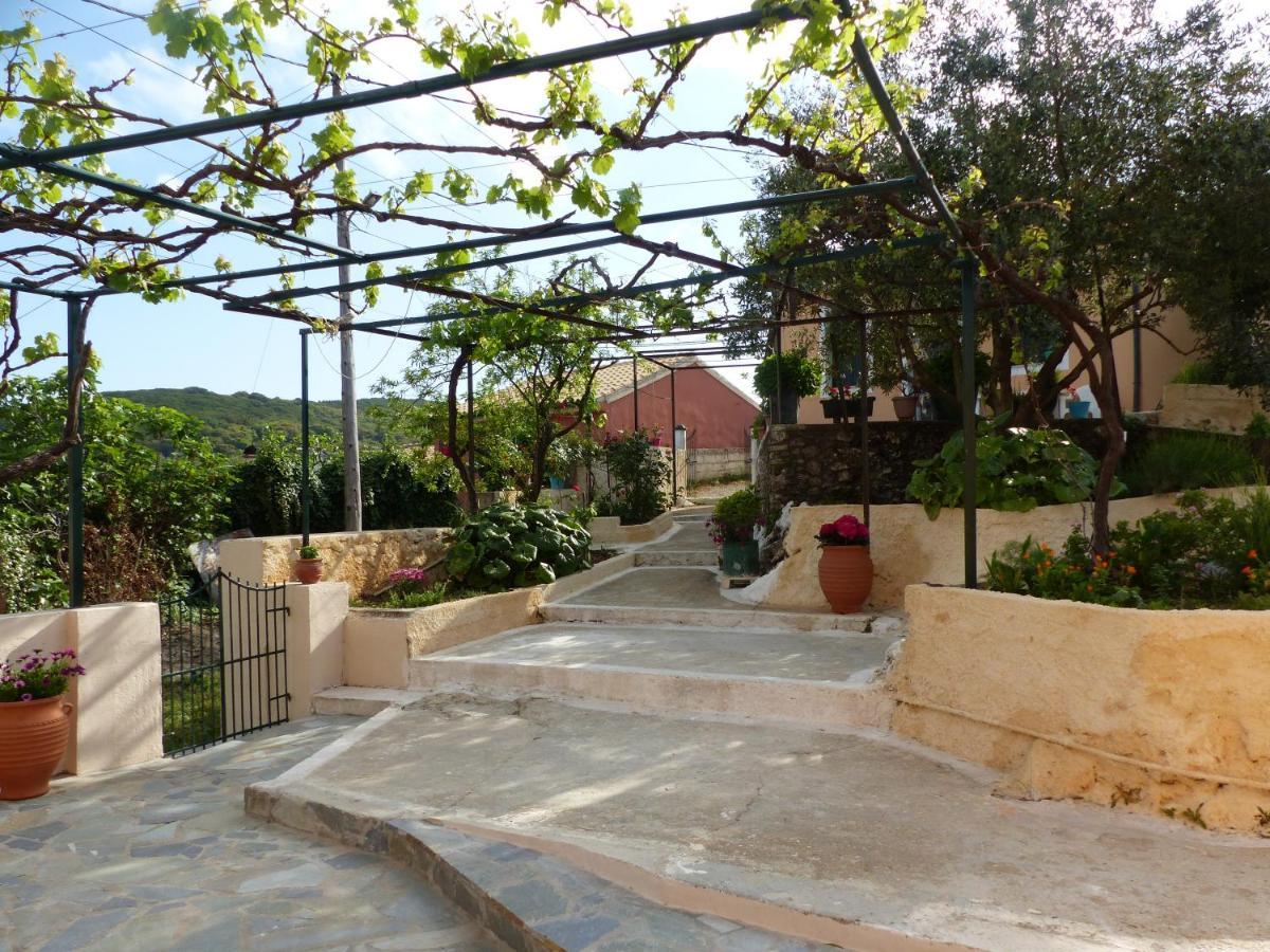 Villa Dali'S House Sokrákion Esterno foto